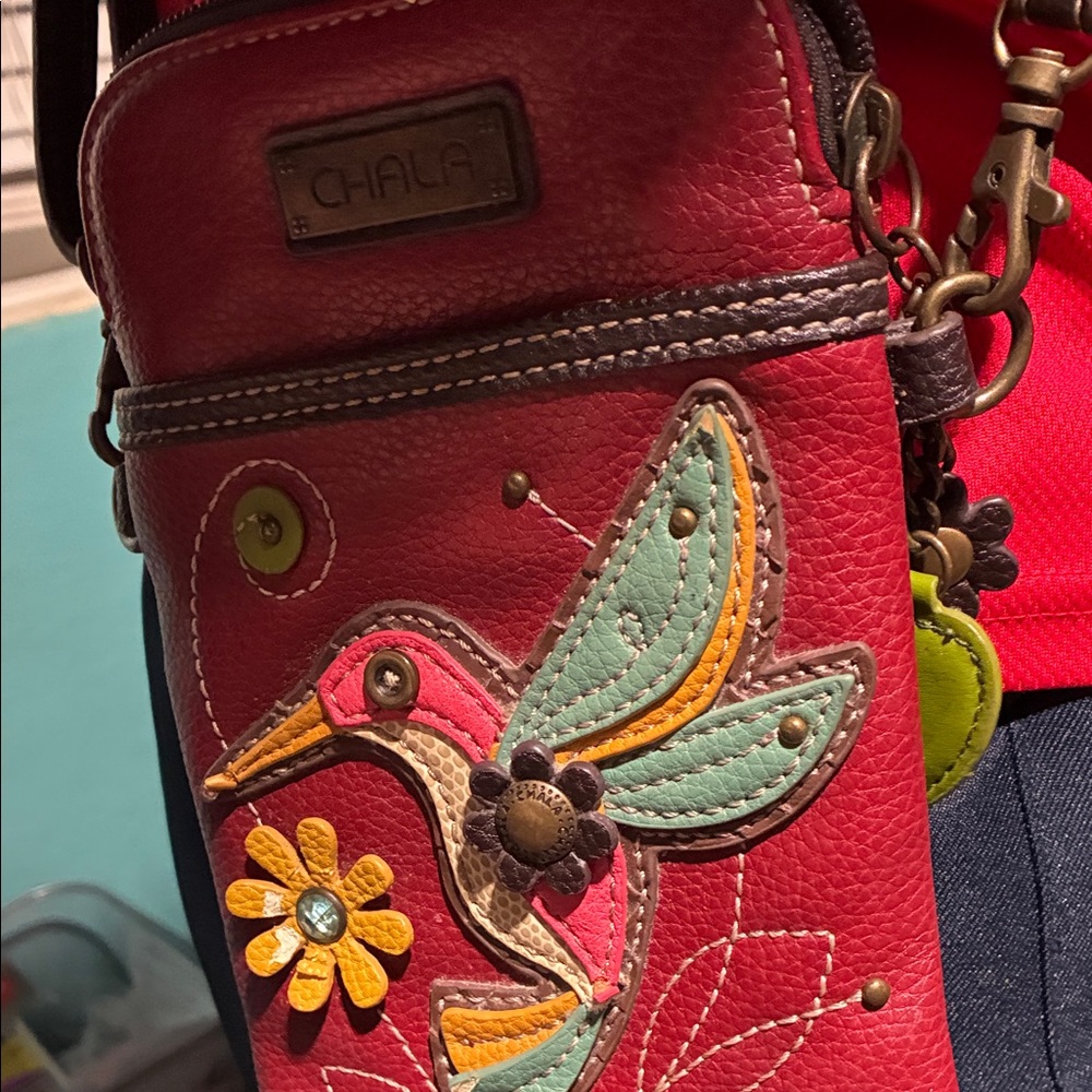 Chala Burgundy Crossbody Bag with Hummingbird and Flower - Picture 5 of 6